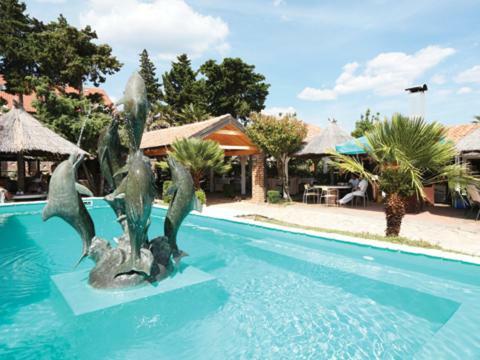 The Movie Resort Aparthotel Tribunj  Exterior photo